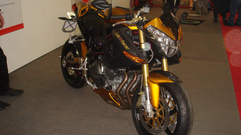 IMAGE(<a href="http://plasm.free.fr/various/motos/DSC00961.jpg" rel="nofollow">http://plasm.free.fr/various/motos/DSC00961.jpg</a>)