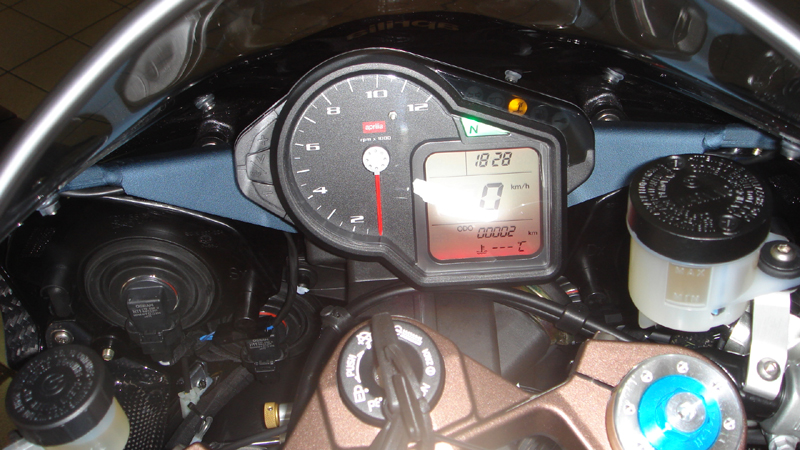 IMAGE(<a href="http://plasm.free.fr/various/motos/DSC01086.jpg" rel="nofollow">http://plasm.free.fr/various/motos/DSC01086.jpg</a>)