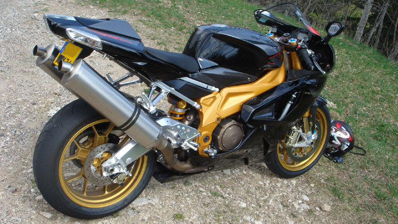 IMAGE(<a href="http://plasm.free.fr/various/motos/DSC01094.jpg" rel="nofollow">http://plasm.free.fr/various/motos/DSC01094.jpg</a>)